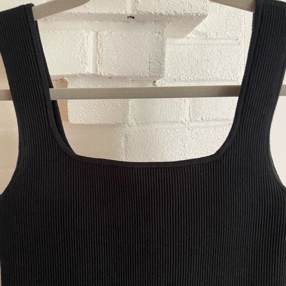 Reformation Julia Ribbed Tank - Picture 3 of 5